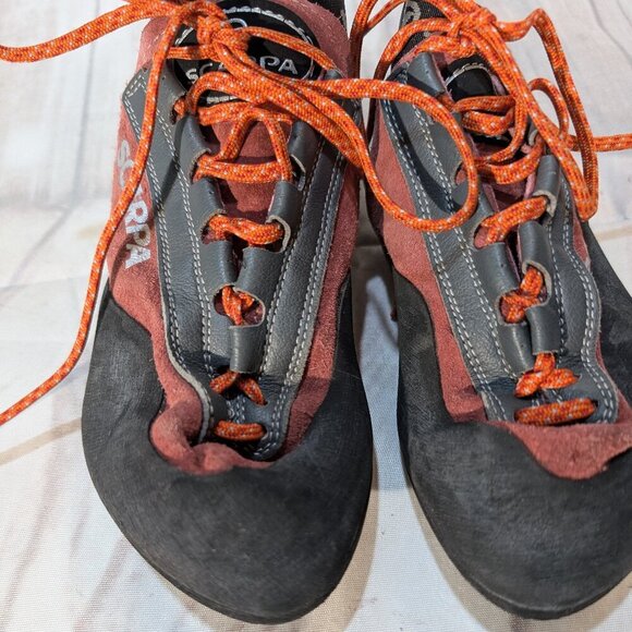 SCARPA Women's Red Grey Climbing Shoes Lace-Up - Picture 6 of 8